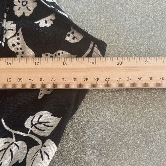 Rachel Zoe Black & Cream Floral Linen Blend Belted Romper Size 6 (1260) - Picture 14 of 17